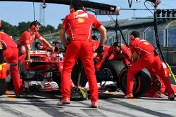 Charles Leclerc, Ferrari SF70H pitstop