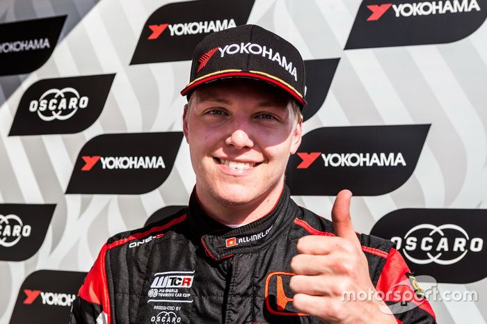 Ganador de carrera Yann Ehrlacher, ALL-INKL.COM Münnich Motorsport Honda Civic Type R TCR