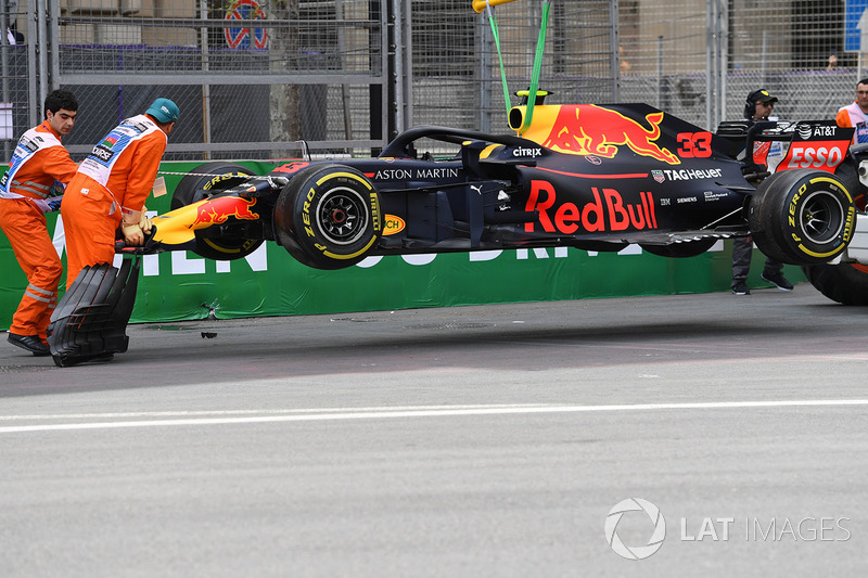 Max Verstappen, Red Bull Racing RB14 kaza