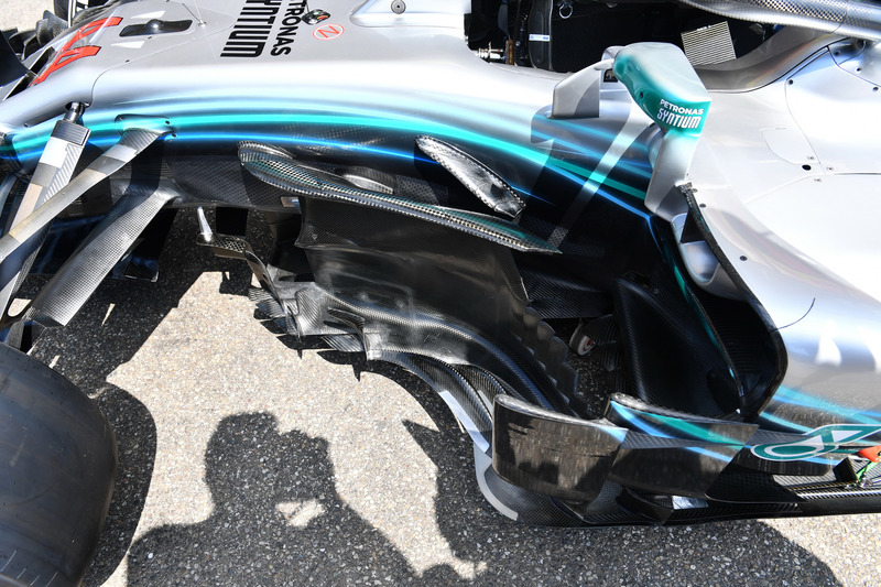Mercedes-AMG F1 W09 detalle de la barcaza