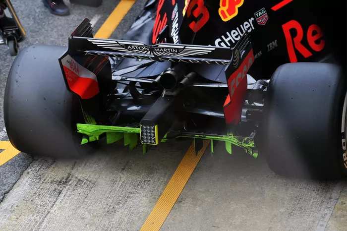 Le diffuseur de la Red Bull Racing RB14 avec de la peinture aérodynamique