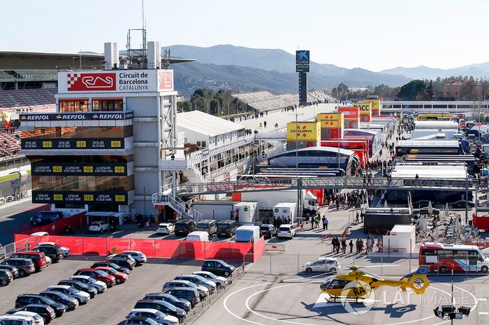 Barcelona recebeu mais um dia de testes da pré-temporada da F1, desta vez com sol.