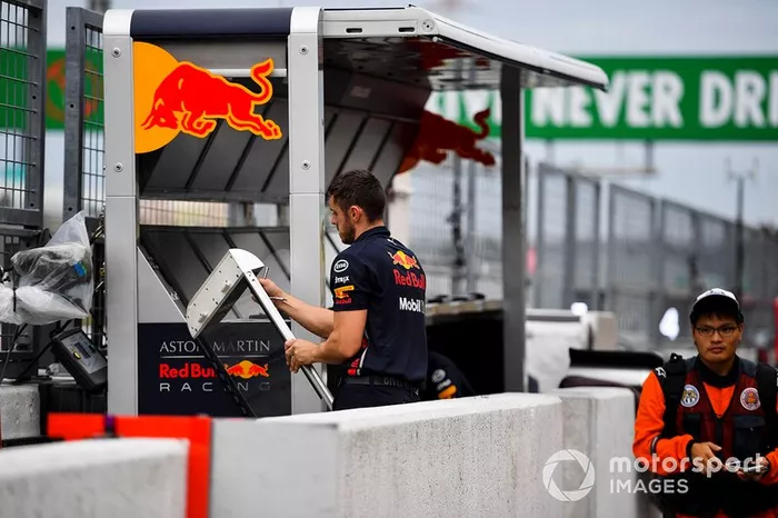 Preparaciones para la llegada del tifón a Suzuka