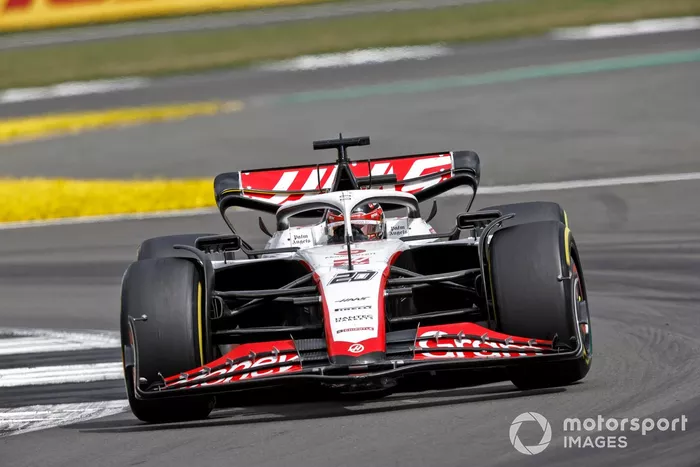 Kevin Magnussen, Haas VF-23