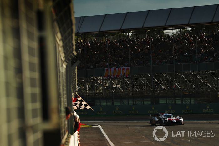 #8 Toyota Gazoo Racing Toyota TS050: Sebastien Buemi, Kazuki Nakajima, Fernando Alonso