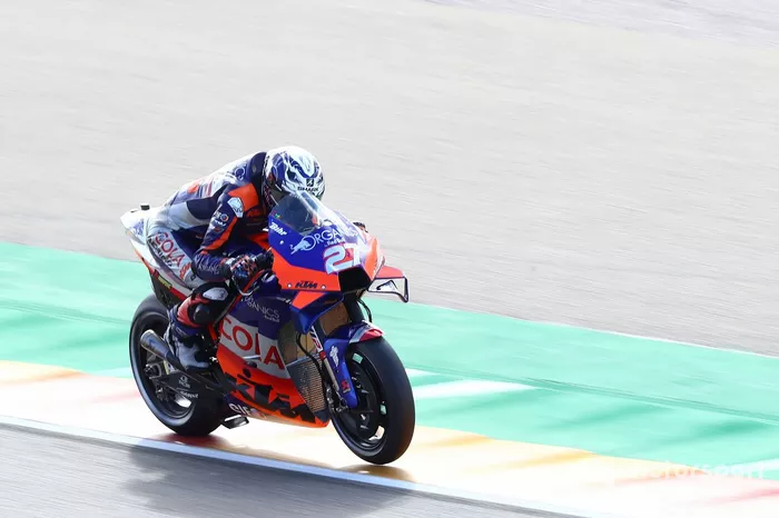 Iker Lecuona, Red Bull KTM Tech 3