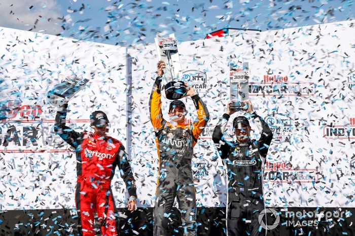 Podio: Will Power, Team Penske Chevrolet, Patricio O'Ward, Arrow McLaren SP Chevrolet, Scott McLaughlin, Team Penske Chevrolet