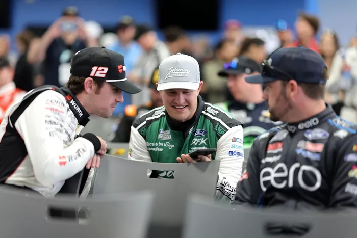 Ryan Blaney, Team Penske Ford, Ryan Preece, Roush Fenway Keselowski Racing Ford, Josh Berry, Wood Brothers Racing Ford