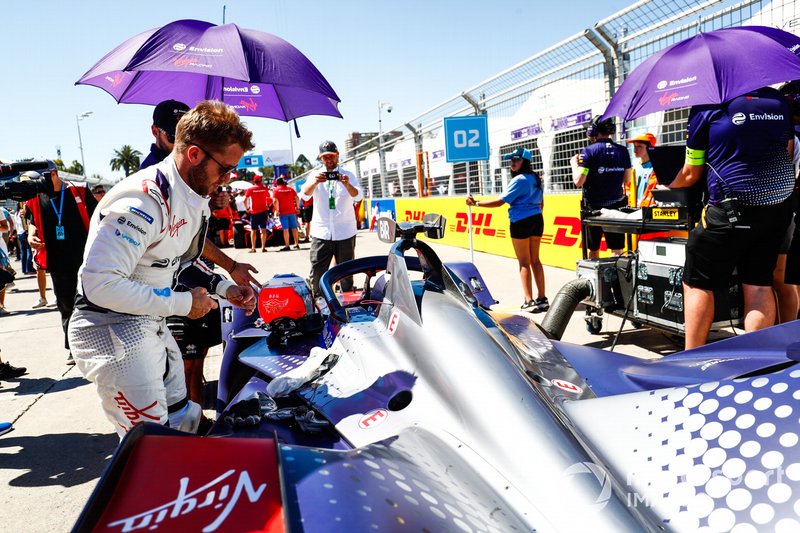 Sam Bird, Envision Virgin Racing, prepares to get into his Audi e-tron FE05