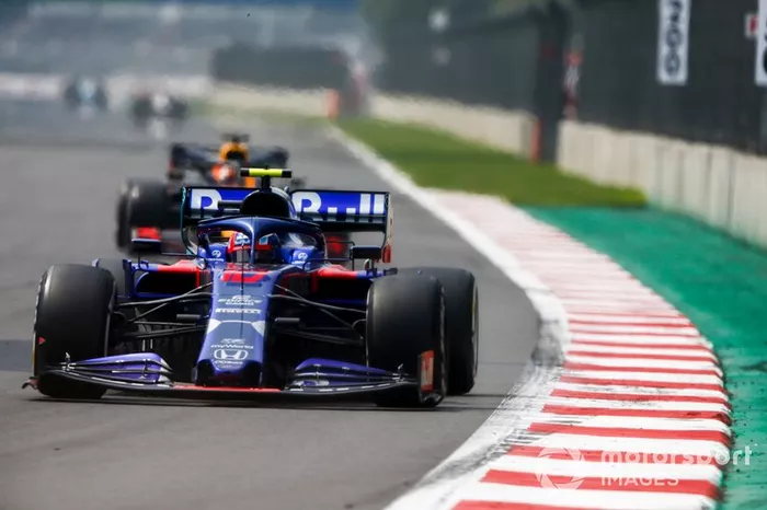 Pierre Gasly - 1 punto de penalización