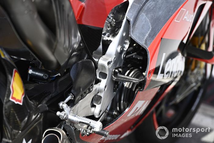 Detalle de la moto Ducati Team 