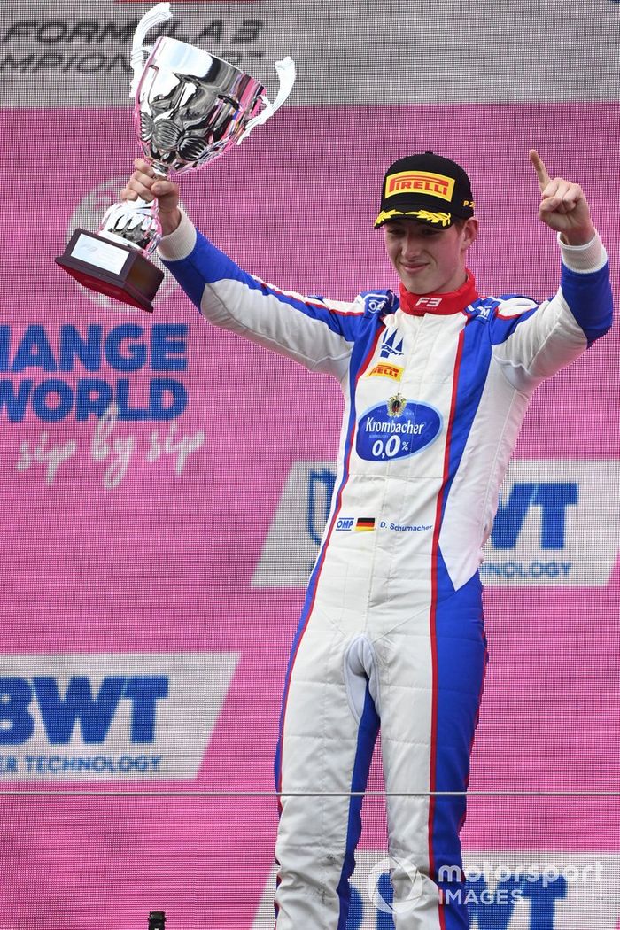 Podio: ganador David Schumacher, Trident