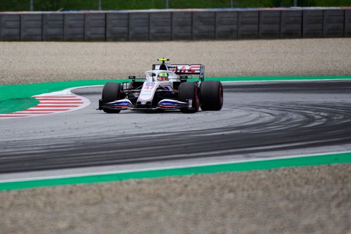 Mick Schumacher, Haas VF-21
