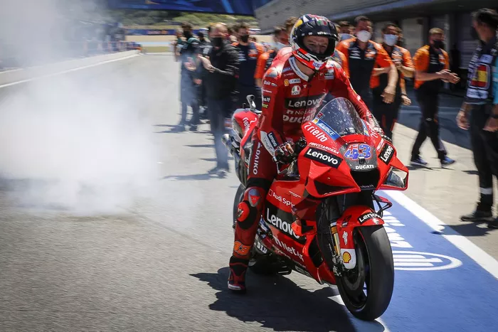 Ganador de la carrera Jack Miller, Ducati Team