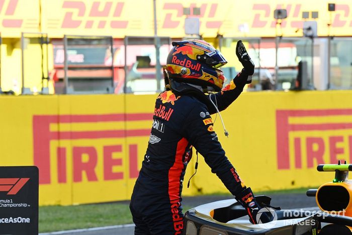 Tercer lugar  Alex Albon, Red Bull Racing