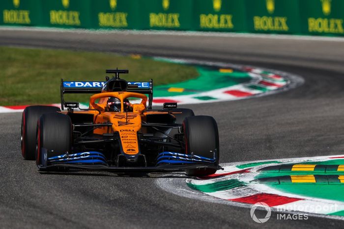 Carlos Sainz Jr., McLaren MCL35