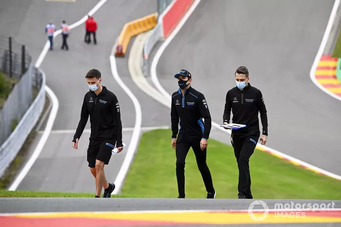 Nicholas Latifi, Williams Racing, recorre la pista de Spa