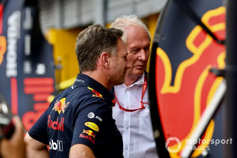 Christian Horner, Team Principal, Red Bull Racing, e Helmut Marko, Consultant, Red Bull Racing
