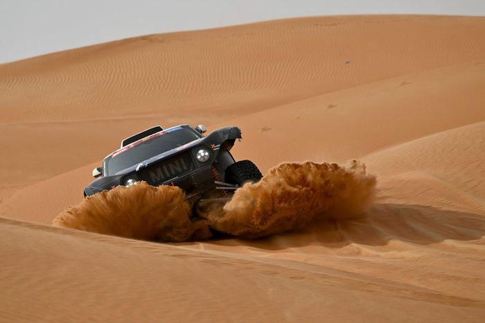 #238 X-Raid Mini JCW Team Mini: Denis Krotov, Konstantin Zhiltsov