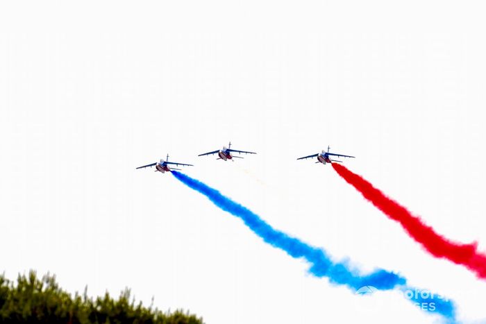 Aviones jets Alpha del equipo de exhibición Armee de l'Air et Espace La Patrouille de France 
