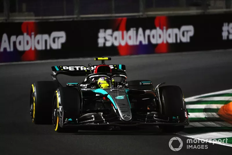 Lewis Hamilton, Mercedes F1 W15