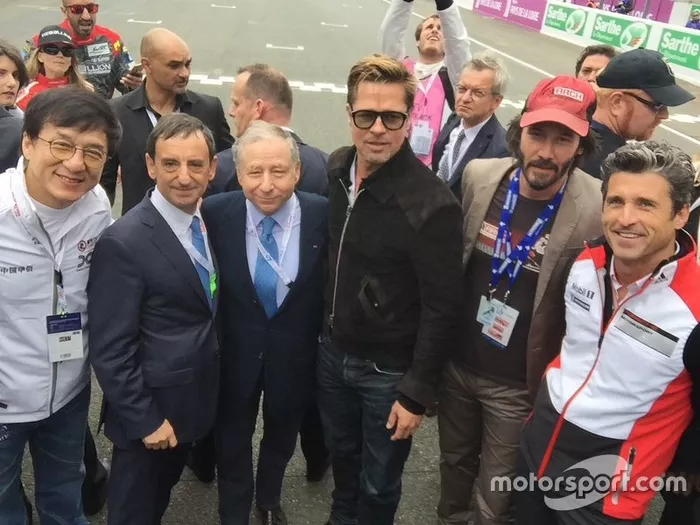 El actor Jackie Chan, Pierre Fillon, Jean Todt, Brad Pitt, Keanu Reeves y Patrick Dempsey
