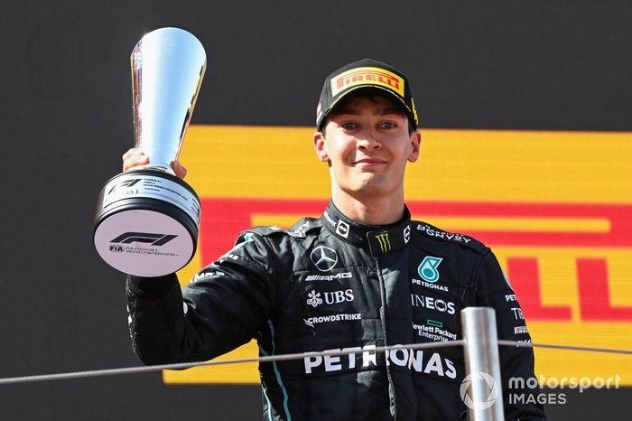 Podio: tercer lugar George Russell, Mercedes-AMG