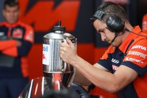 Refuelling