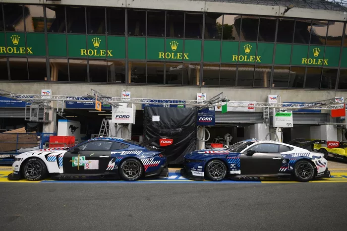 #77 Proton Competition Ford Mustang LMGT3, #88 Proton Competition Ford Mustang LMGT3