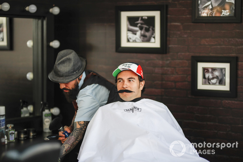 Sergio Perez, Racing Point Force India F1 Team, à la fondation Movember