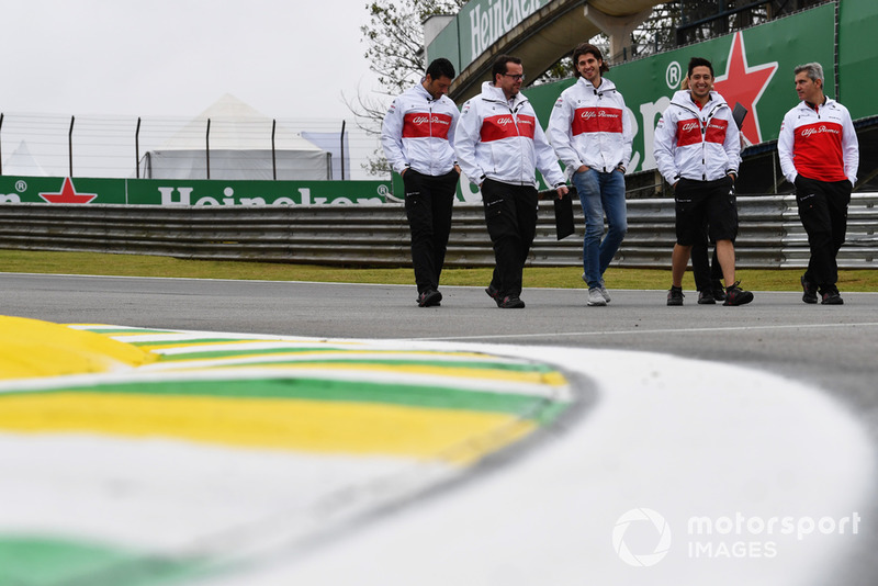Ознакомление с трассой: Антонио Джовинацци, Alfa Romeo Sauber