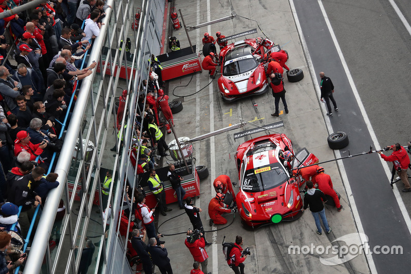 #61 Ferrari 488 GT3: Toni Vilander, Miguel Molina
