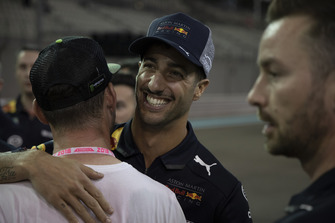 Daniel Ricciardo, Red Bull Racing e Mark Cavendish, ciclista, ad un evento Pirelli