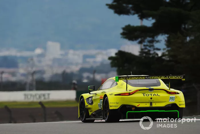 #97 Aston Martin Racing Aston Martin Vantage AMR: Alex Lynn, Maxime Martin
