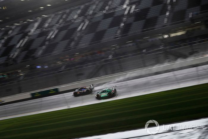 #23 United Autosports Ligier LMP2, P: Phil Hanson, Lando Norris, Fernando Alonso, #29 Montaplast by Land-Motorsport Audi R8 LMS GT3, GTD: Christopher Mies, Sheldon van der Linde, Jeffrey Schmidt, Kelvin van der Linde