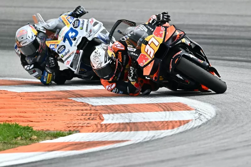 Pedro Acosta, Red Bull KTM Factory Racing, Alex Marquez, Gresini Racing