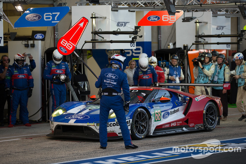 #68 Ford Chip Ganassi Racing Ford GT: Joey Hand, Dirk Müller, Tony Kanaan