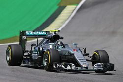 Nico Rosberg (GER) Mercedes AMG F1 W07 Hybrid. 11.11.2016. Formula 1 World Championship, Rd 20, Brazilian Grand Prix, Sao Paulo, Brazil, Practice Day. - www.xpbimages.com, EMail: requests@xpbimages.com - copy of publication required for printed pictures. Every used picture is fee-liable. © Copyright: Moy / XPB Images