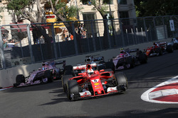 Sebastian Vettel, Ferrari SF70H at the restart