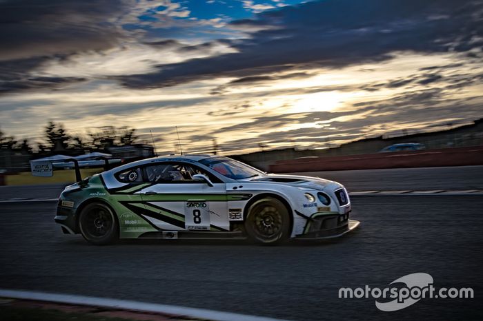 #8 Bentley Team M-Sport Bentley Continental GT3: Andy Soucek, Maxime Soulet, Vincent Abril