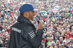 Lewis Hamilton, Mercedes AMG F1 on the Silverstone Stage