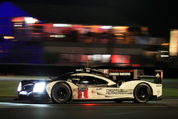 #1 Porsche Team Porsche 919 Hybrid: Тімо Бернхард, Марк Веббер, Брендон Хартлі