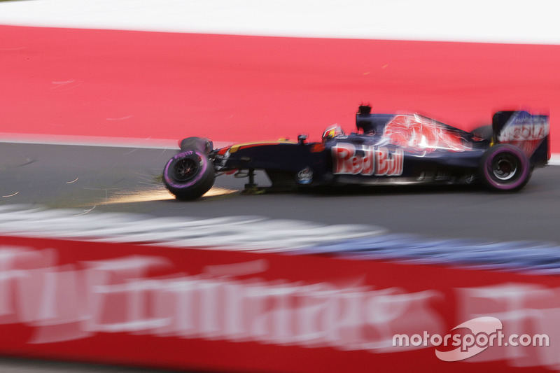Problemi per Daniil Kvyat, Scuderia Toro Rosso