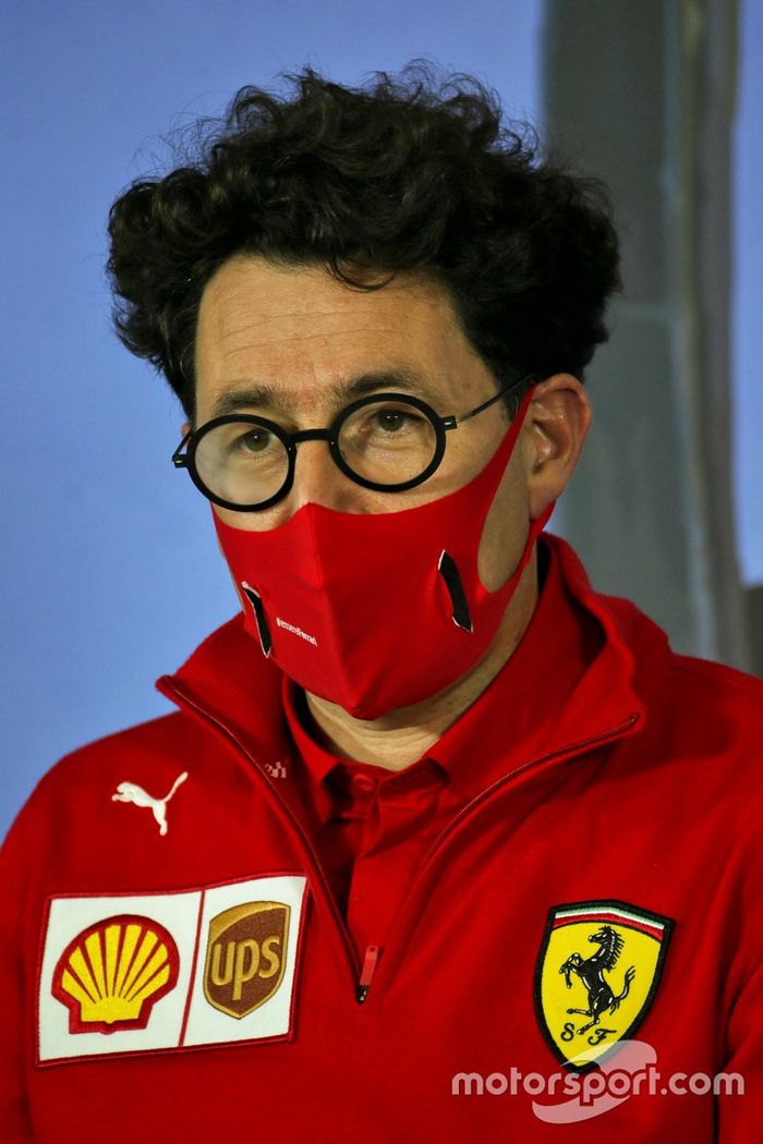 Mattia Binotto, Ferrari director del equipo en la conferencia de prensa