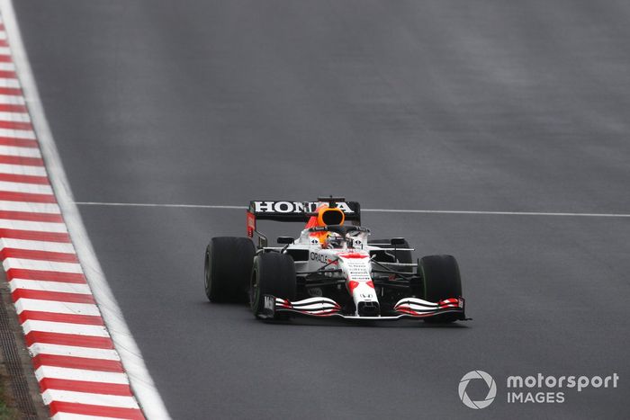 Max Verstappen, Red Bull Racing RB16B