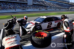 Brad Keselowski, Team Penske, Ford Mustang Discount Tire