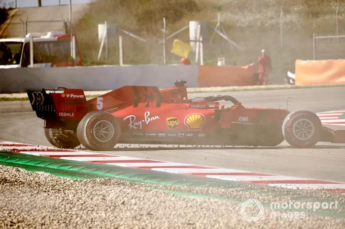 Sebastian Vettel, Ferrari SF1000 spins out