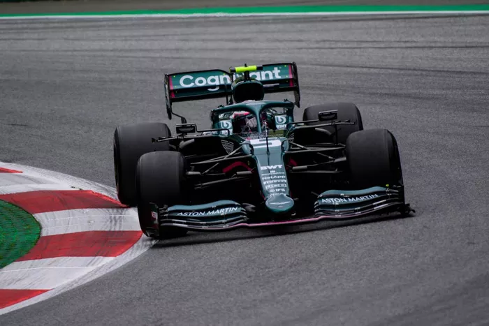 Sebastian Vettel, Aston Martin AMR21
