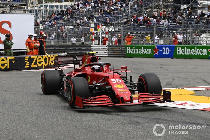 Carlos Sainz Jr., Ferrari SF21