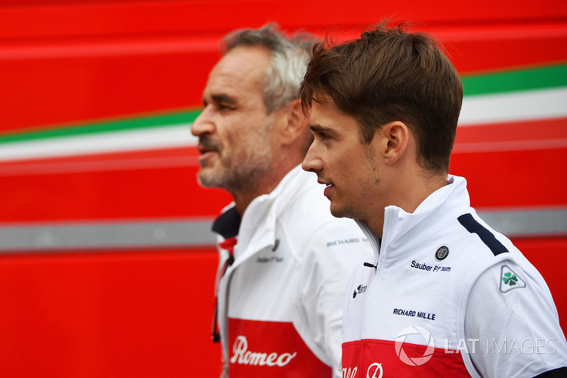 Charles Leclerc, Sauber and Beat Zehnder, Sauber Manager